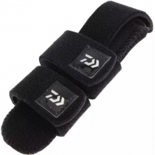Фиксатор с чехлом для удилищ Daiwa Top Cover Neo Belt M Black (15801-000)