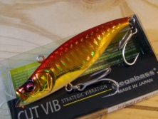 Воблер Megabass CUT VIB GG AKAKIN 