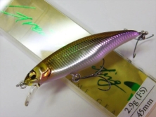 Воблер Megabass GREAT HUNTING 45 FLAT SIDE (F) col. TAKUMI WAKASAGI 