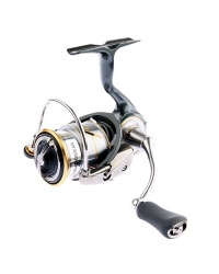 Котушка Daiwa 20 Luvias FC LT2000S 