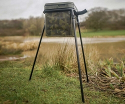 Підставка під відро Avid Carp Lok Down Bucket Stand