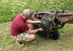 Тележка Fox FX Explorer Barrow and Camo Lite Bag 2 straps & mesh bags комплект