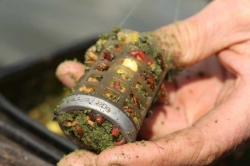 Кормушка клетка Guru X-Change Distance Feeder Cage Large 40g+50g 2шт