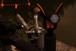 Удилище фидерное Shimano Speedmaster AX Commercial Feeder 244cm 40g 1шт