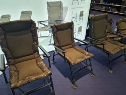 Крісло з підлокітниками Nash Indulgence Hi-Back Auto Recline 1шт 