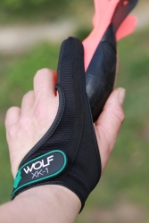 Напальчник перчатка Wolf Kevlar Casting Glove XK-1 Black L 1шт