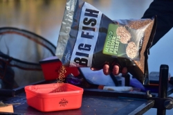Пеллетс Dynamite Big Fish Baits Method Feeder Pellets 1,8kg