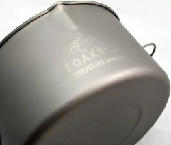 Котелок Toaks Titanium Pot with Bail Handle 2L