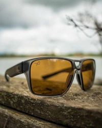 Солнцезащитные очки Matrix Polarised Sunglasses Casual