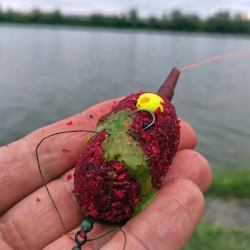 Кормушка Nevis Flat Method Feeder 80g 1шт