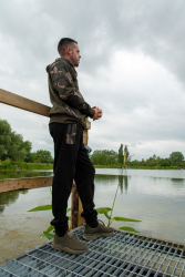 Штаны Fox Black / Camo Premium 310 Joggers M 1шт