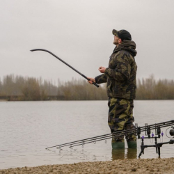 Кобра карбоновая Avid Carp Extremity Throwing Stick