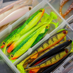 Силиконовая приманка Rage Slick Shad Glitter Perch 7cm 1шт