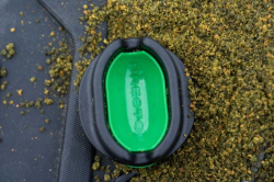 Пресс для кормушек Preston Quick Release Method Mould Medium Green