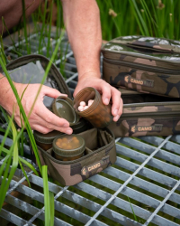 Кейс с баночками для дипования Fox Camolite Hookbait Case 12 Pot