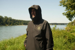Куртка водонепроницаемая Black Cat Waterproof Smock L 1шт