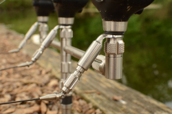 Буз-бар Solar P1 3-Rod Buzz Bar Back (9.5 &quotto 15&quot) 240mm to 375mm