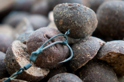 Лентяйка Korda Kickers D Rig Brown Large 1шт