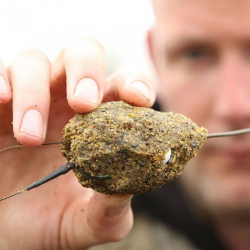 Кормушка методная KORDA Bait-up Method Feeder 50g 1шт