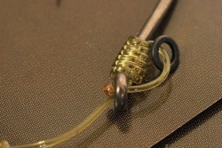 Готовый поводок KORDA HINGE RIG Size 8/25lb 1шт