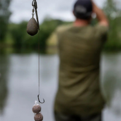 Готовый поводок Korda Basix Hair Rigs Wide Gape 18LB/8,2kg Size 8 2шт