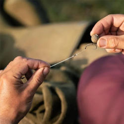 Готовый поводок Korda Loop Rigs Klor 30LB/13kg Size 4 3шт
