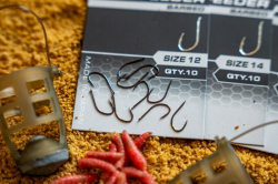 Крючки Matrix X1B Finesse Feeder Hooks Barbed Size 18 10шт