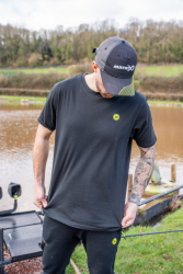 Футболка Matrix Black Mini Logo T-Shirt S 1шт