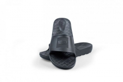 Тапочки Nash Make It Happen Sliders Black Size 9 (EU 43) пара
