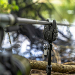 Свингер отвесной Avid Carp Revolve Bobbin Kit White 10g 1шт