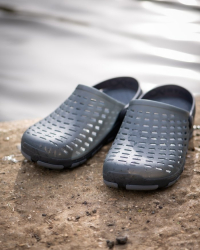 Тапочки Matrix Clogs Black Size 7 / 41 пара