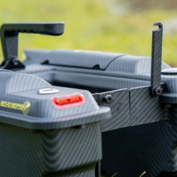 Кораблик с эхолотон Ridge Monkey Hunter 750 Bait Boat Echo Edition