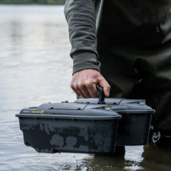 Кораблик с эхолотон Ridge Monkey Hunter 750 Bait Boat Echo Edition