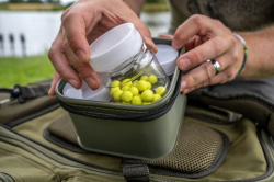 Кейс с баночками для дипования Korum Progress EVA Hookbait Pouch 4 Tub