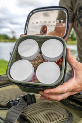 Кейс с баночками для дипования Korum Progress EVA Hookbait Pouch 4 Tub