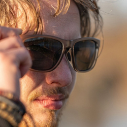 Солнцезащитные очки Avid Carp SeeThru Mirage Polarised Sunglasses Grey Lens