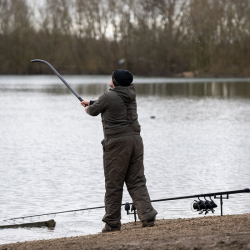 Кобра карбоновая Avid Carp Extremity Throwing Stick XR 29mm