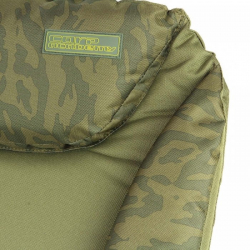 Кресло с подлокотниками Carp Academy Giant Camou Chair