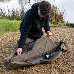 Чехол для удилищ Avid Carp RVS 10ft Retractable 2 Rod Bag