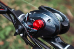 Катушка мультипликаторная Zebco Demonic Baitcast 150 LHW 6BB 0.23mm/200m
