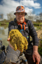 Прикормка Sonubaits Supercrush Mega Carp Method Mix Red 2kg