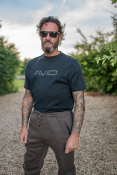 Футболка Avid Carp Compound T-Shirt Black L 1шт