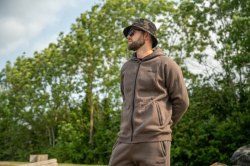 Толстовка Avid Carp Compound Zip Hoodie Brown XL 1шт