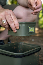 Сумка водонепроникна - система Korum EVA Solid Bait Station 8L