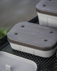 Контейнер для приманок Matrix Air Flow Bait Tub 2.0pt 1,13L