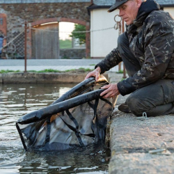 Сумка для взвешивания Nash Scope OPS Inflatable Retainer Sling Standard 1шт