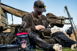 Дождевик с москитной защитой лица Nash ZT Lite Hydra Flex Hoody Camo S 1шт