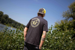 Футболка Black Cat Chase Dreams Black Tee