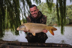 Мат короповий надувний Fox Carpmaster Air Mat