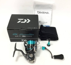 Безінерційна котушка DAIWA 21 EMERALDAS AIR FC LT2500S 
